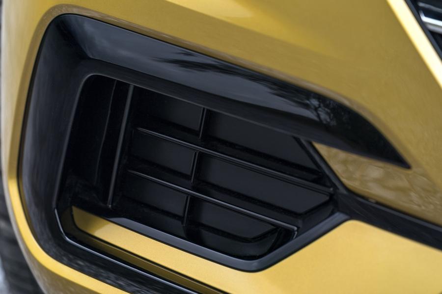 Детали экстерьера Volkswagen Arteon 4Motion R-Line 2017 года  (UK) (фото 32 из 41)